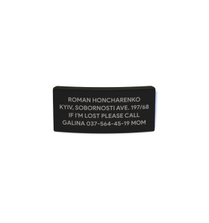 Placa frontal de identificación
